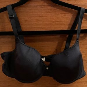 Vintage Chantelle Bra 38C EXCELLENT pre-worn condition!